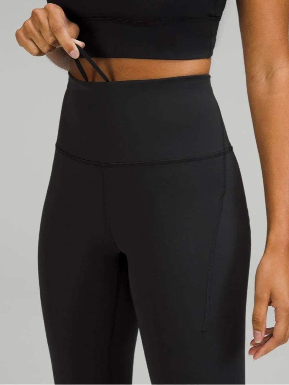 Lululemon Wunder Train High Rise Crop Leggings with Pockets 23